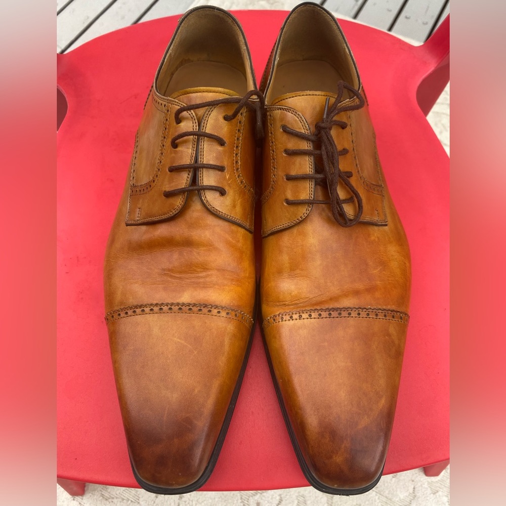 Men’s designer shoes - Authentic men’s light brown Magnanni oxfords